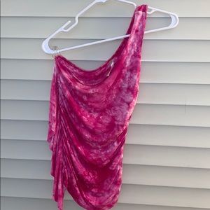 NWOT Women’s 1-sleeve top - size S